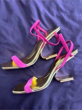 Strappy Fuchsia Women’s Dress Sandals
